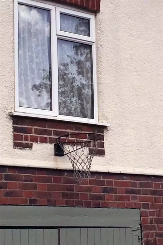 Basketball kann man nicht überall spielen fenster basketball